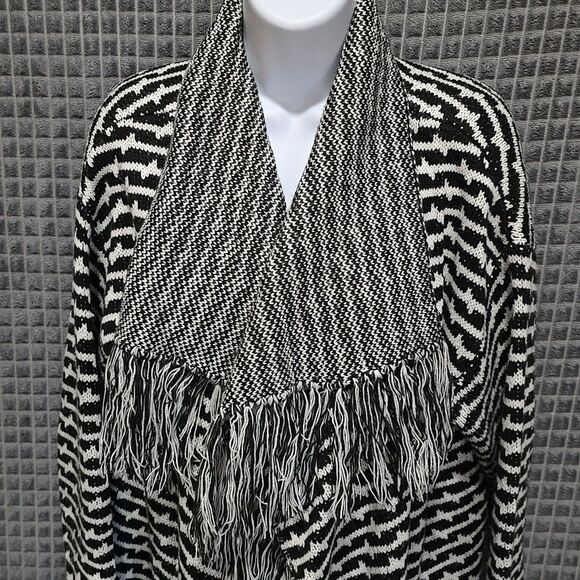 Long Fringe Sweater Cardigan Duster SzL Oversized ChunkyKnit Soft Cozy Open Wrap - Picture 3 of 11